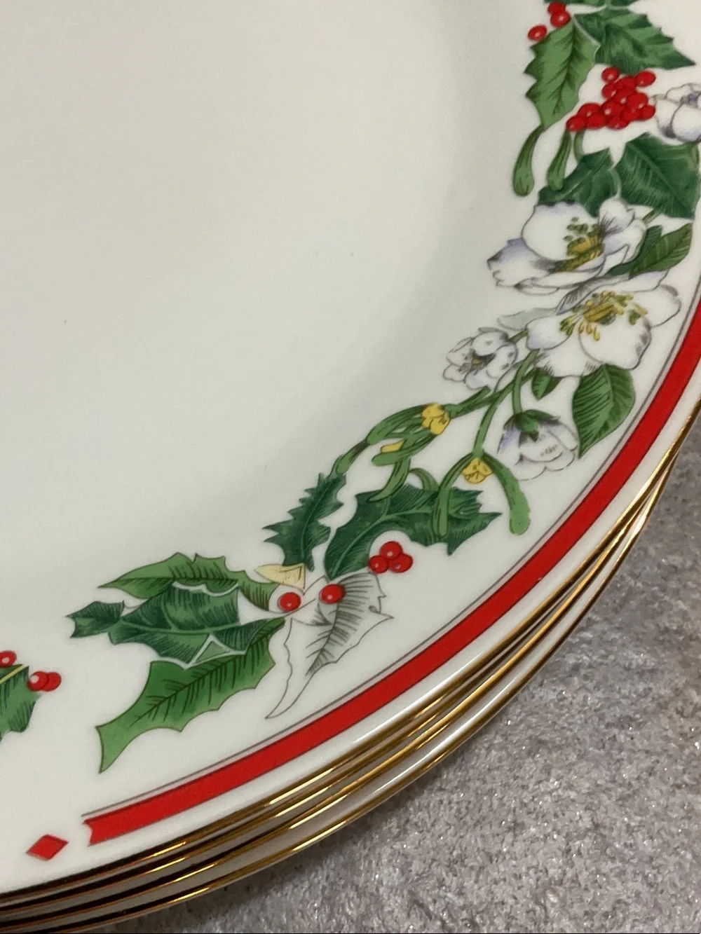 Festive Holly Border Dinner Plate - White, Red & Green